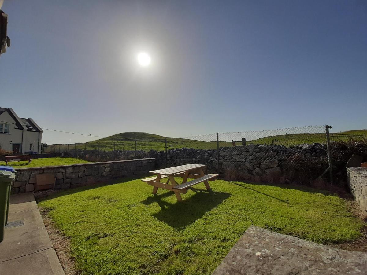 Doolin Court Villa Exterior photo